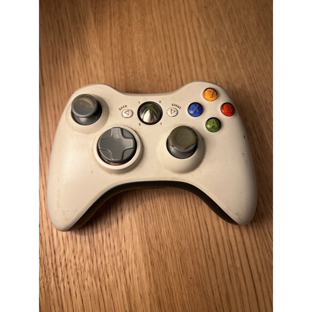Xbox 360 White Wireless Controller OEM with Black Battery Cover Untested